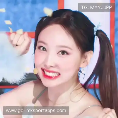 仲灵楚